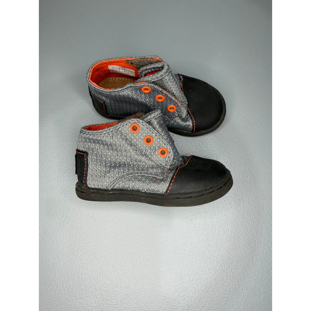 TOMS Tiny Toms Paseo Mid Textured Nylon sneakers Gray Orange Toddler 5 Easy Shoe